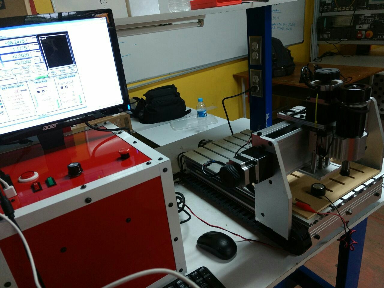 Ensamblado y configuración de equipo CNC tipo 4030 500watts.